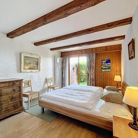 Appartement Boucanier 002, Avec Jardin *
